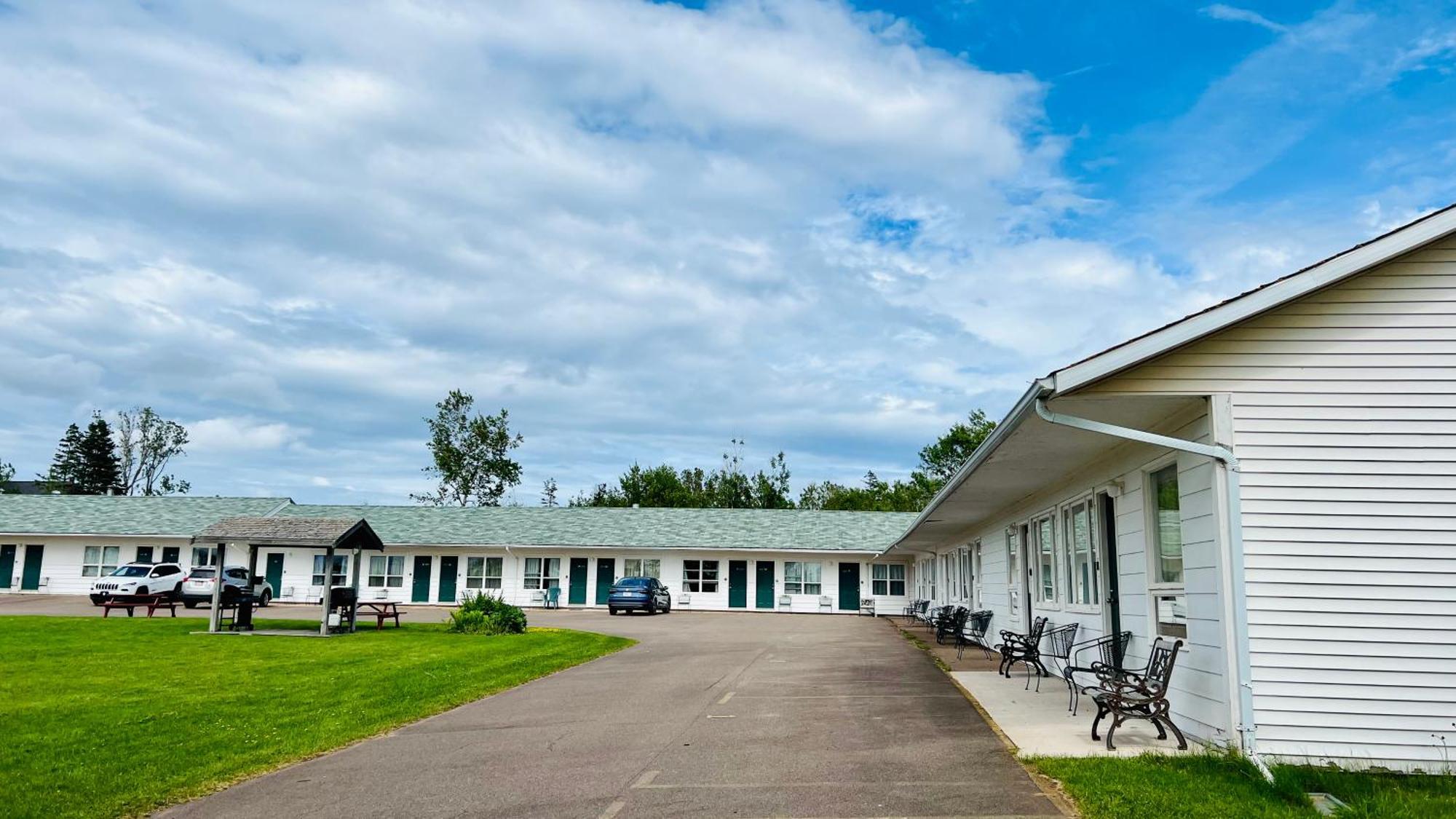 Anne Shirley Motel & Cottages Cavendish Exteriör bild